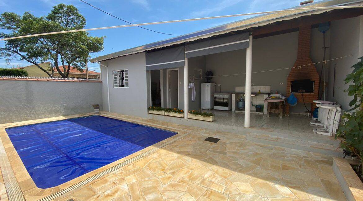 Casa à venda com 3 quartos, 143m² - Foto 1