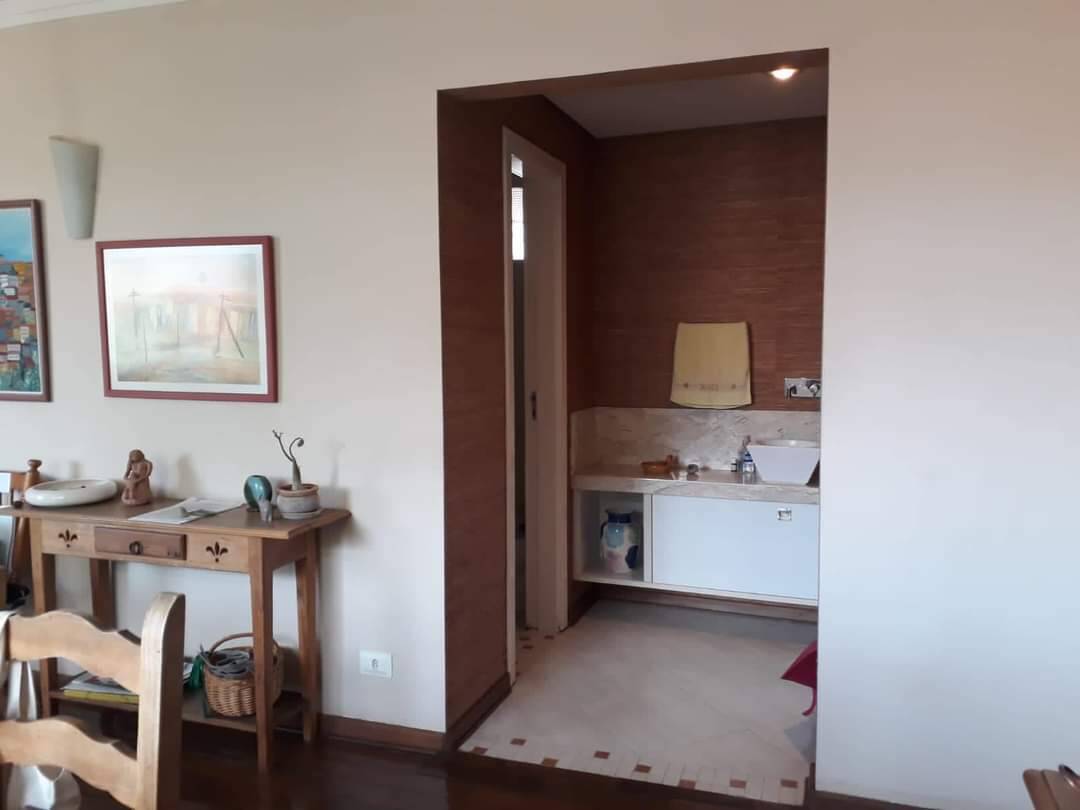 Apartamento à venda com 3 quartos, 156m² - Foto 7