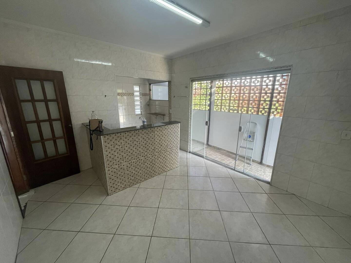 Casa à venda com 3 quartos, 200m² - Foto 13