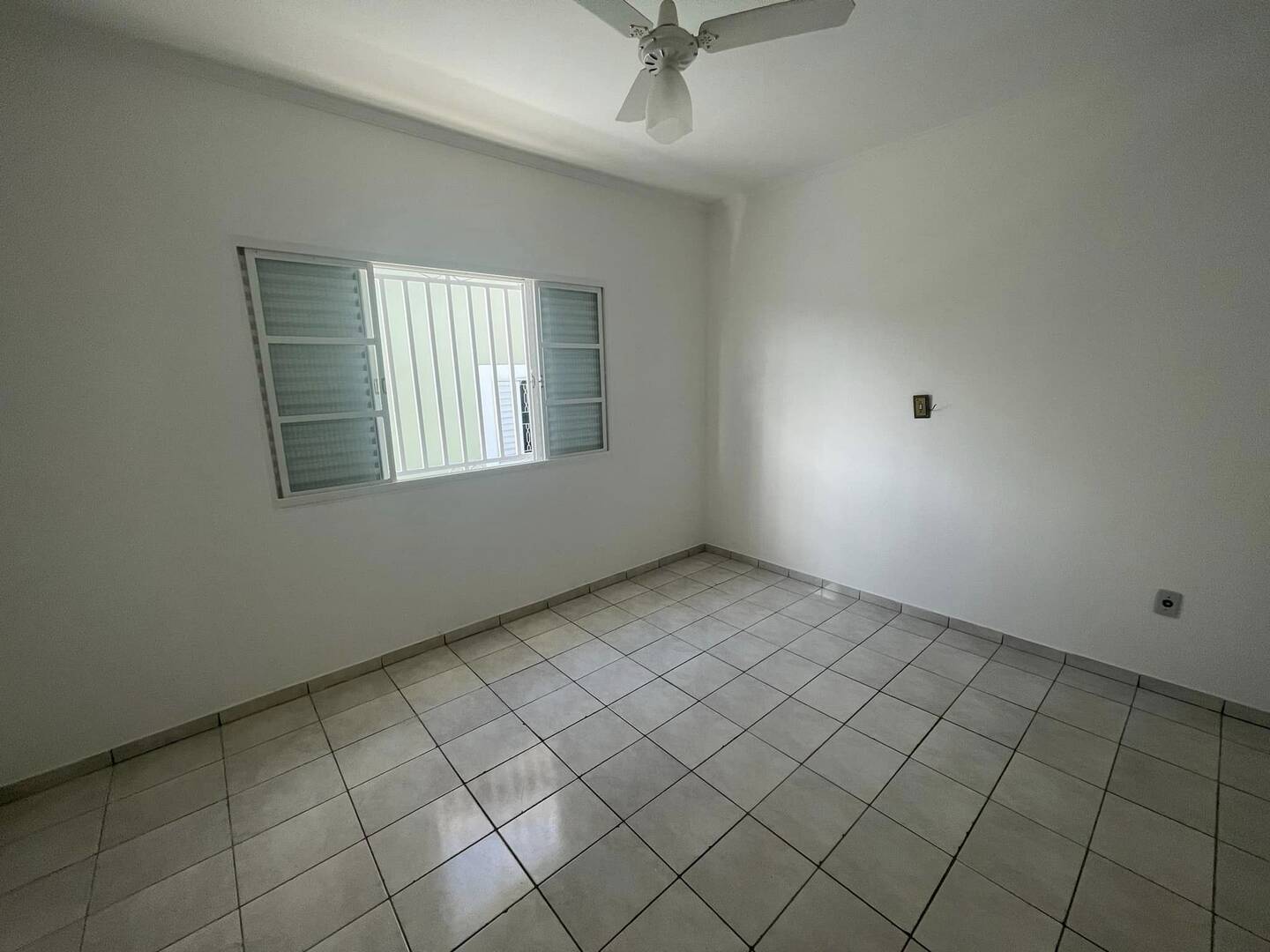 Casa à venda com 3 quartos, 200m² - Foto 20