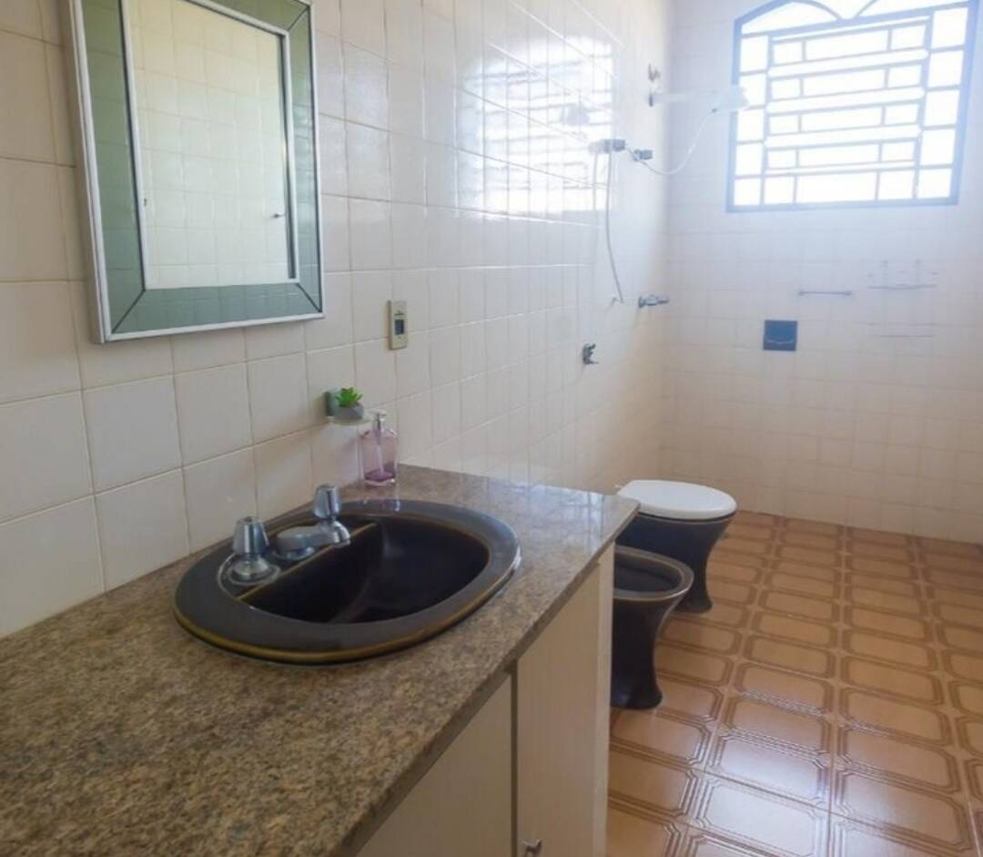 Sobrado à venda com 5 quartos, 420m² - Foto 4