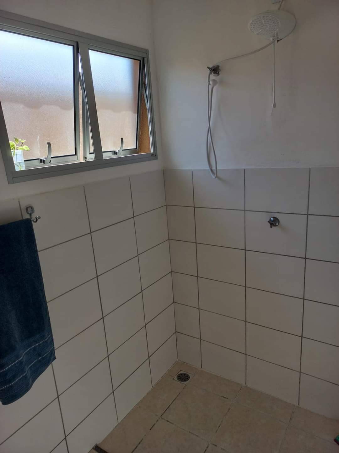 Casa à venda com 2 quartos, 46m² - Foto 12