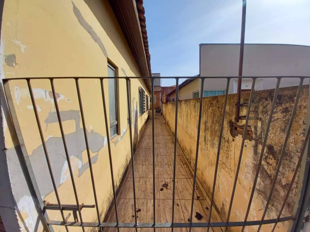 Casa à venda com 3 quartos, 130m² - Foto 5