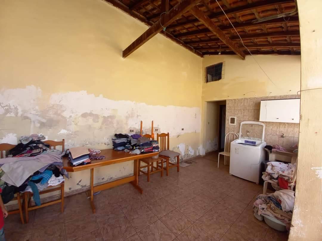 Casa à venda com 3 quartos, 130m² - Foto 11