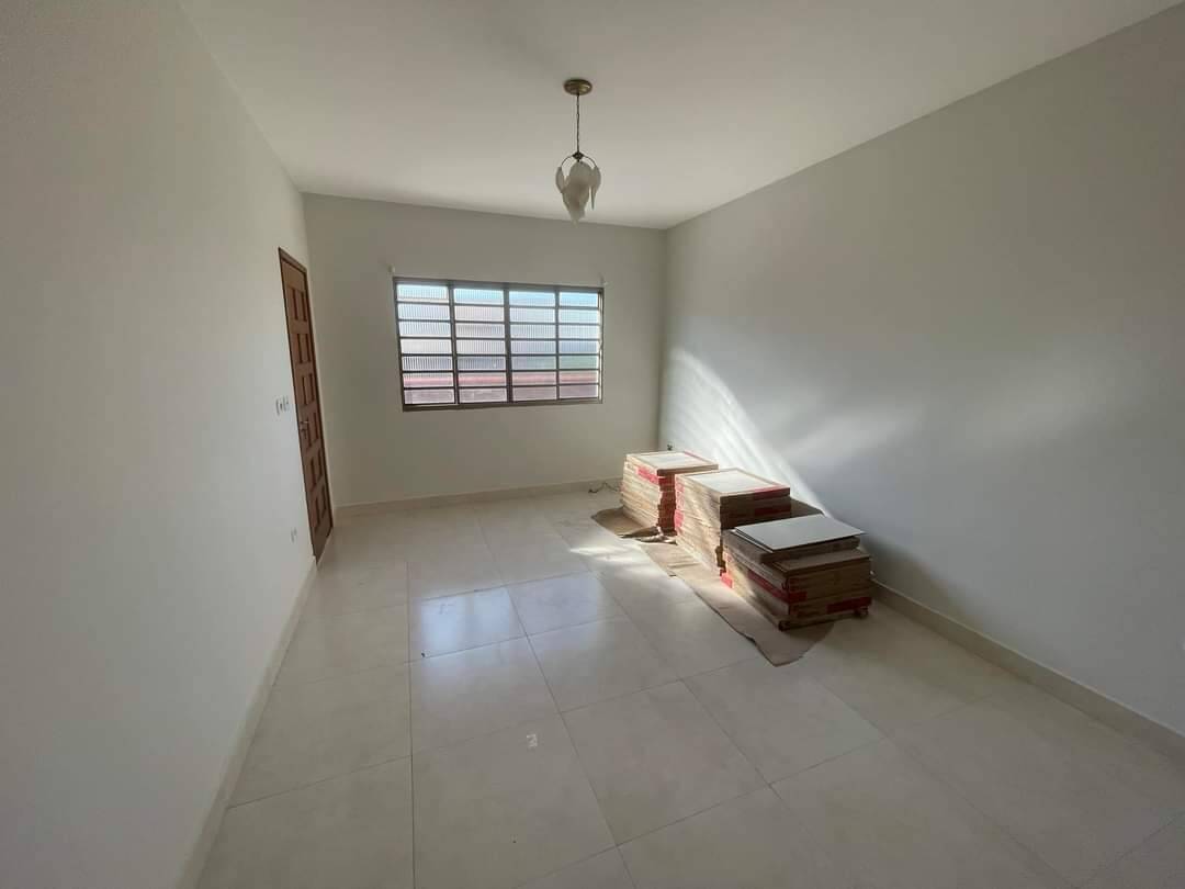 Casa à venda com 2 quartos, 120m² - Foto 13