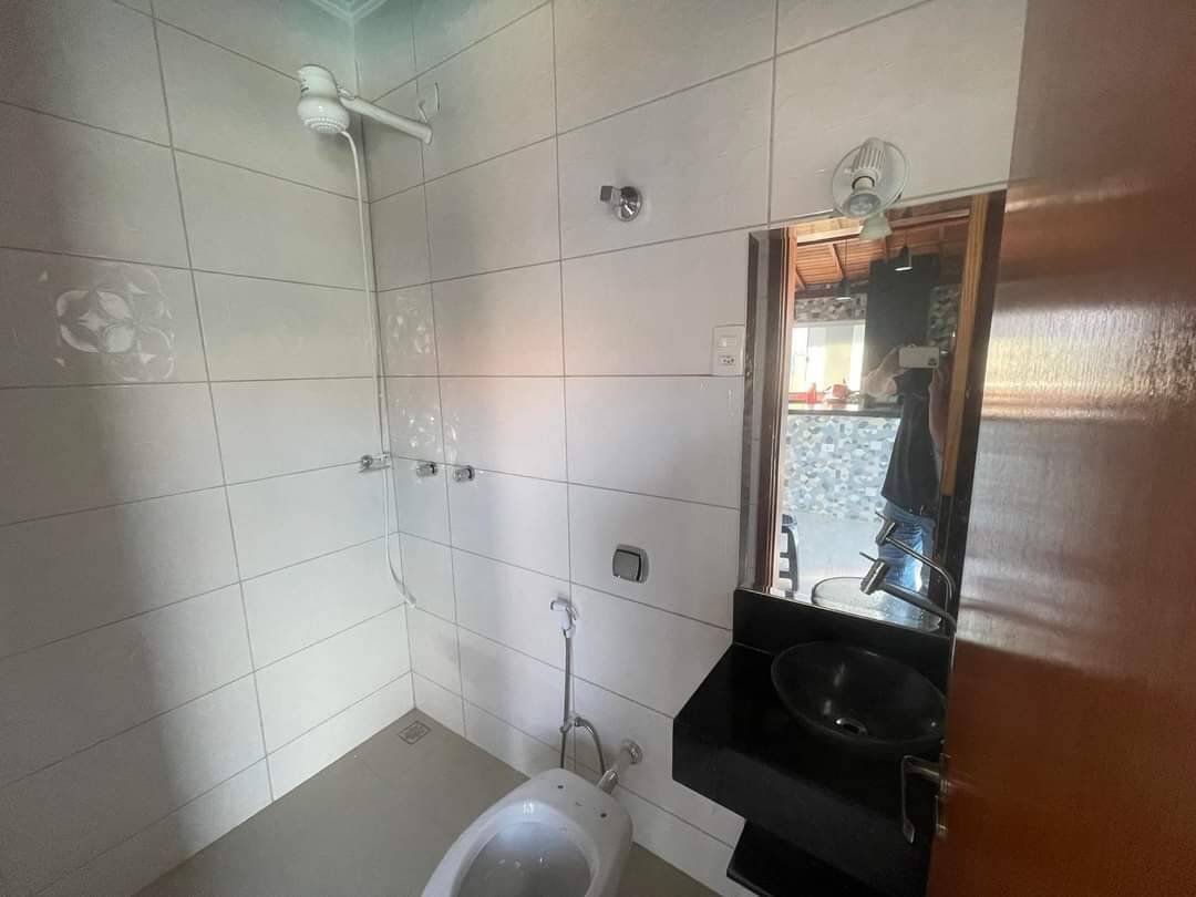 Casa à venda com 4 quartos, 190m² - Foto 12