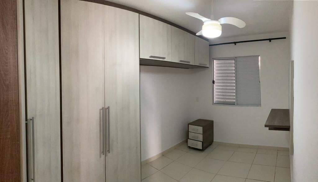 Apartamento à venda com 2 quartos, 55m² - Foto 17