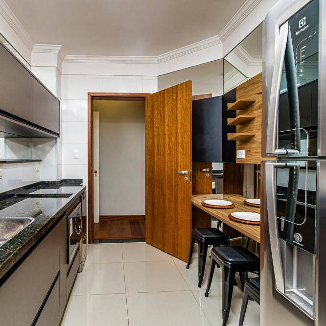 Apartamento à venda com 3 quartos, 116m² - Foto 8