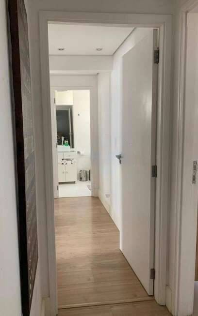 Apartamento à venda com 2 quartos, 69m² - Foto 12