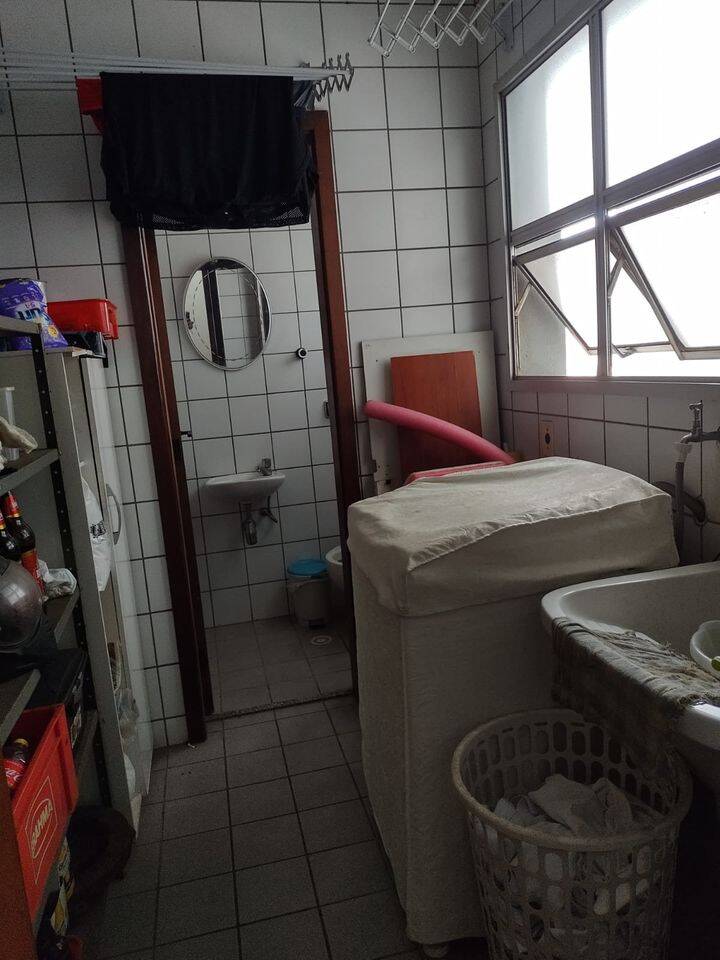 Apartamento à venda com 3 quartos, 100m² - Foto 2