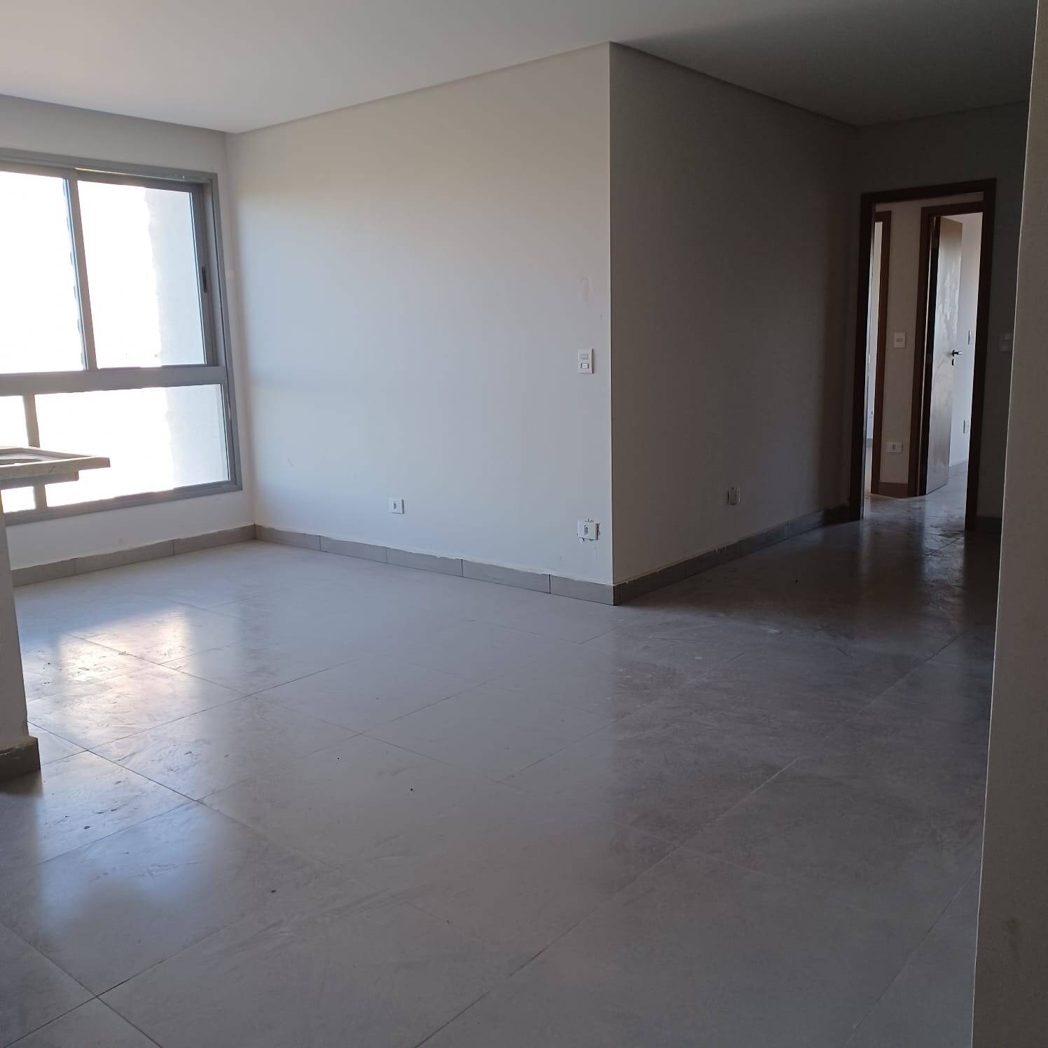 Apartamento à venda com 2 quartos, 87m² - Foto 3