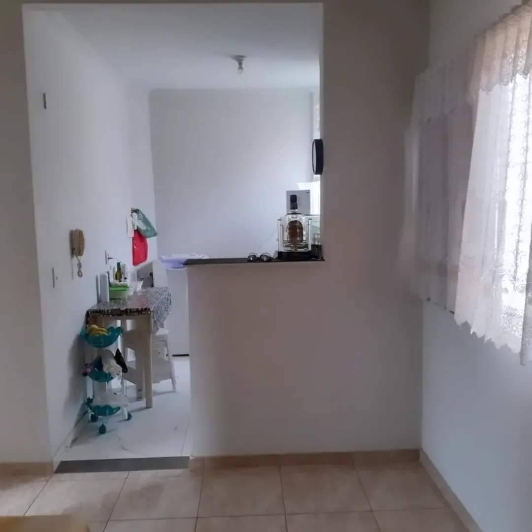 Apartamento à venda com 2 quartos, 45m² - Foto 3