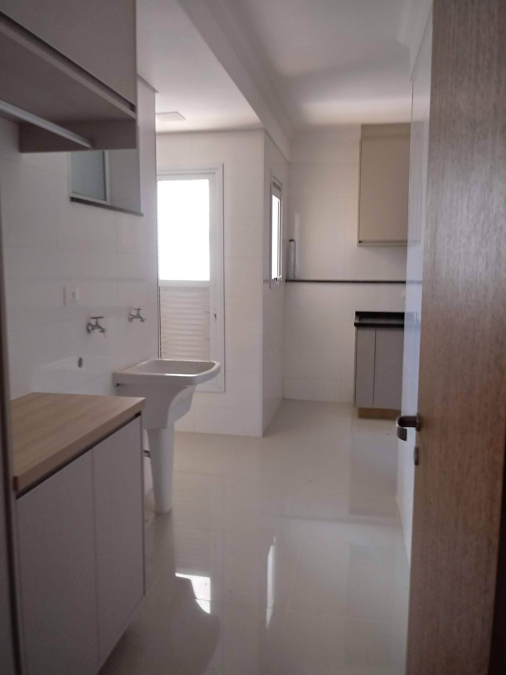 Apartamento à venda com 3 quartos, 116m² - Foto 7