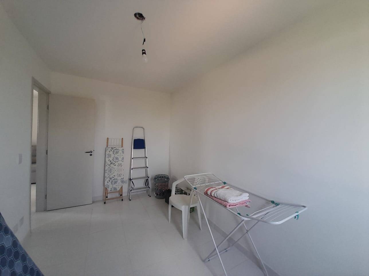 Apartamento à venda com 2 quartos, 55m² - Foto 11