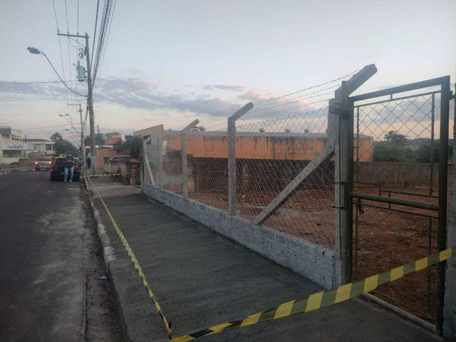 #647 - Terreno Comercial para Venda em São Pedro - SP