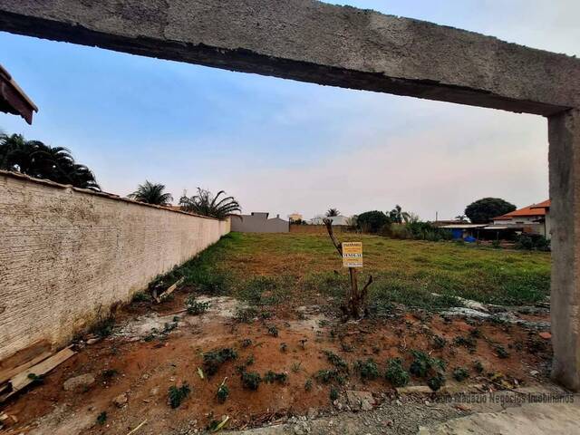 #811 - Terreno para Venda em São Pedro - SP