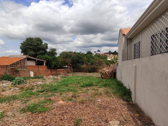 #860 - Terreno para Venda em São Pedro - SP