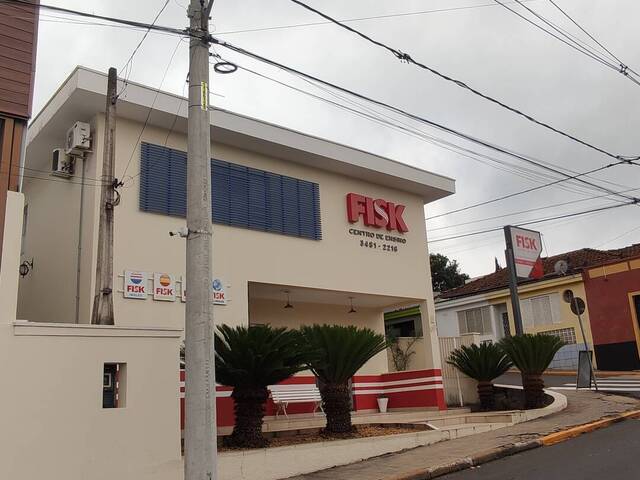 #781 - Casa para Venda em São Pedro - SP