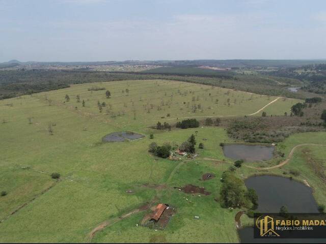 #870 - Fazenda para Venda em Botucatu - SP