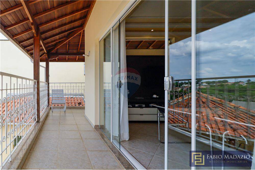 Casa à venda com 5 quartos, 360m² - Foto 35