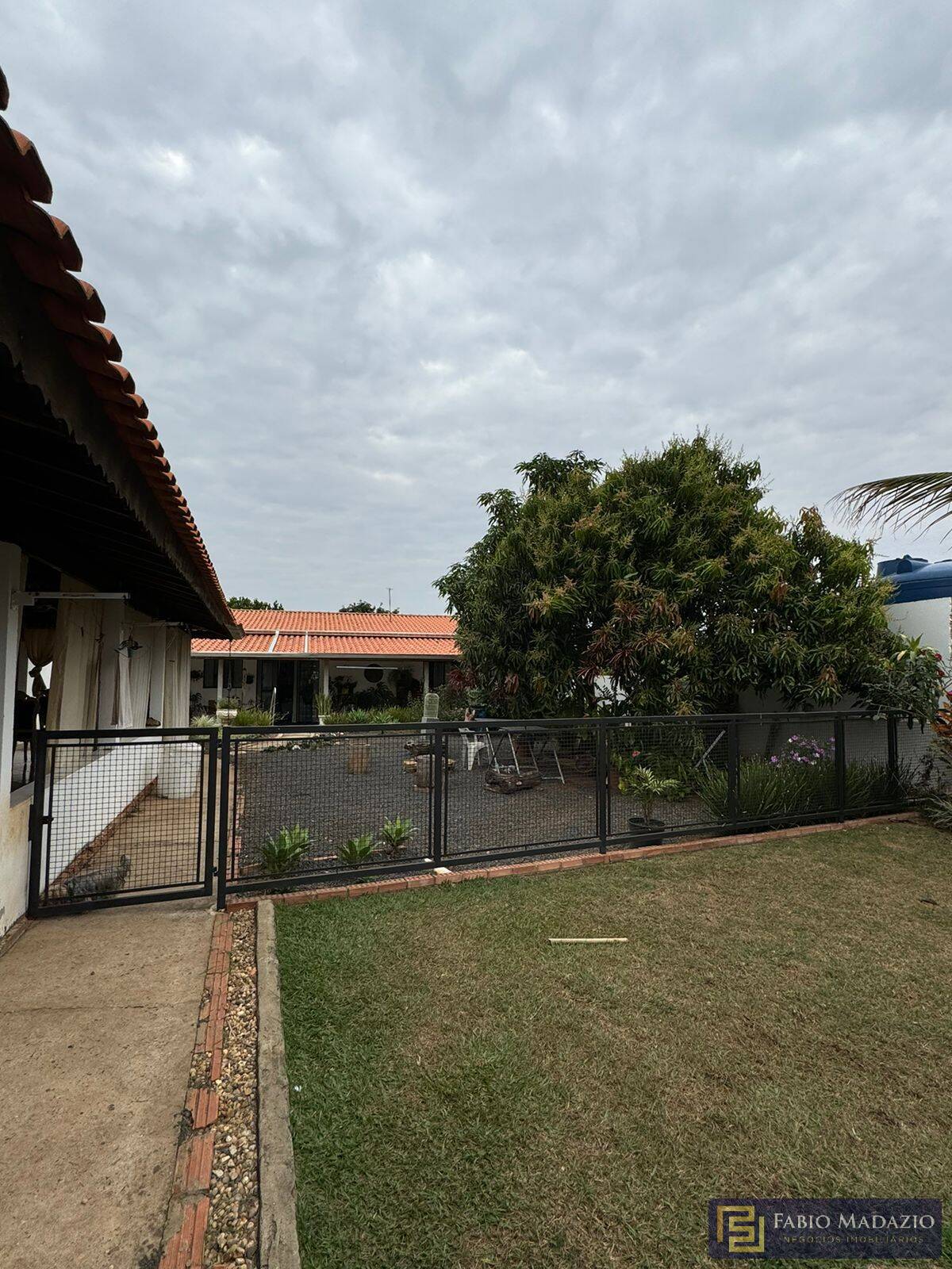 Fazenda à venda com 3 quartos, 226m² - Foto 24