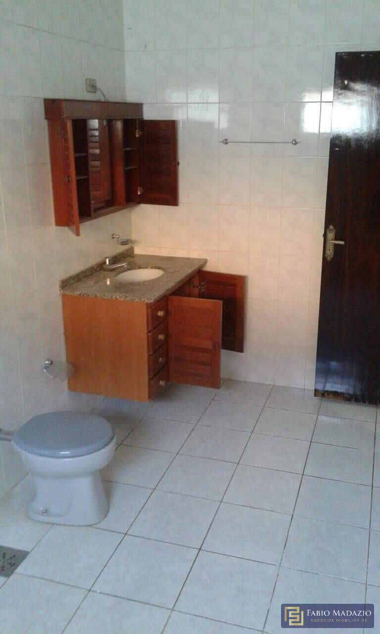 Casa à venda com 4 quartos, 220m² - Foto 9