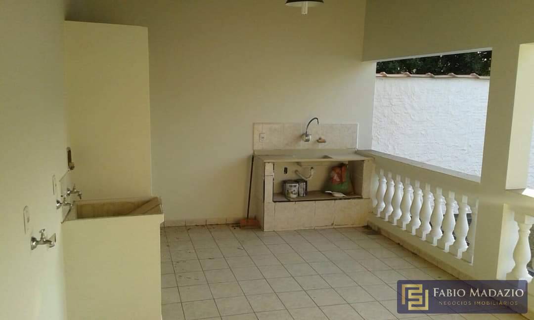 Casa à venda com 4 quartos, 220m² - Foto 10