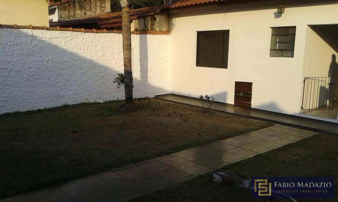 Casa à venda com 4 quartos, 220m² - Foto 11