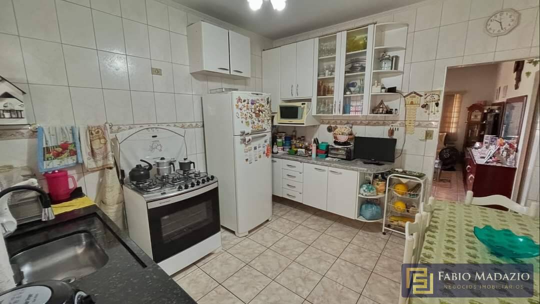 Casa à venda com 5 quartos, 240m² - Foto 6