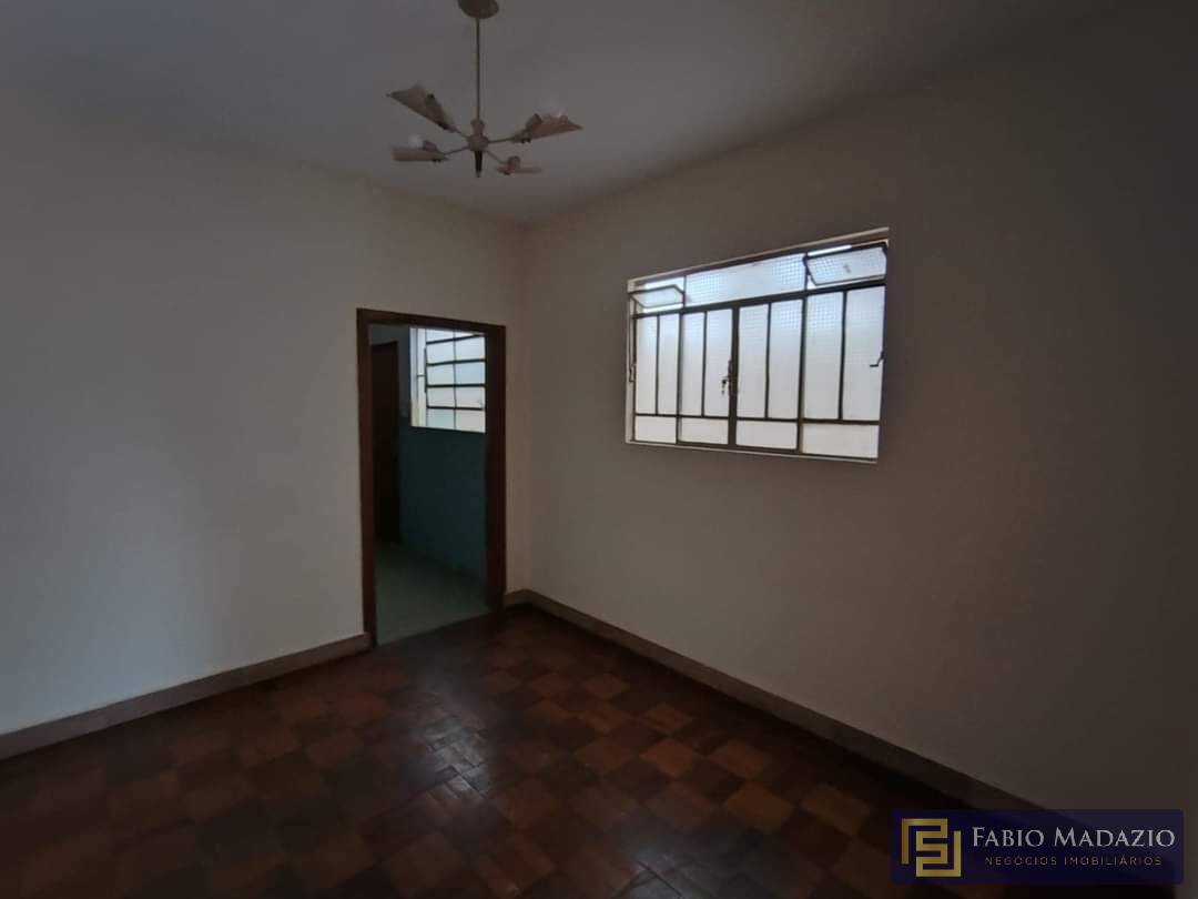 Casa à venda com 4 quartos, 142m² - Foto 7