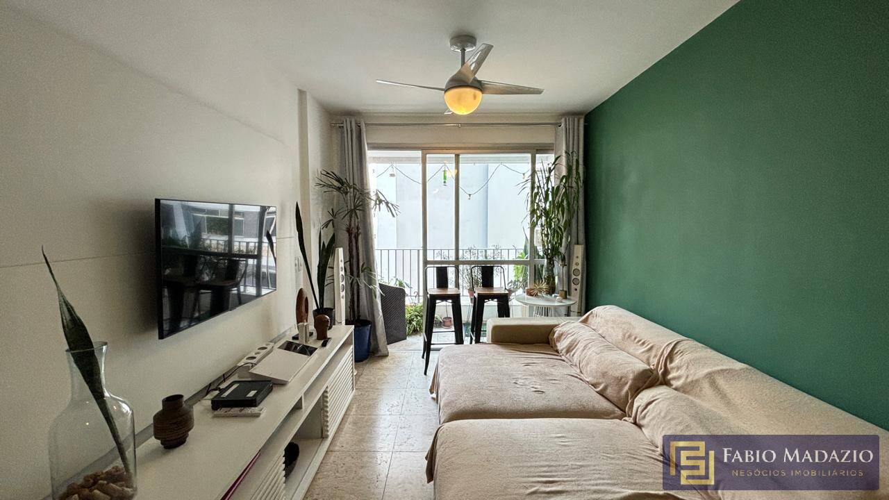 Apartamento à venda com 2 quartos, 72m² - Foto 3