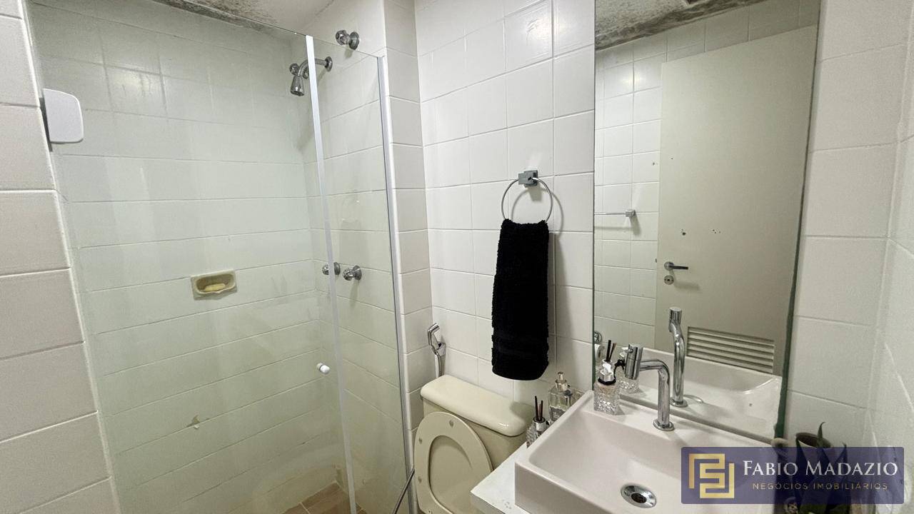 Apartamento à venda com 2 quartos, 72m² - Foto 11