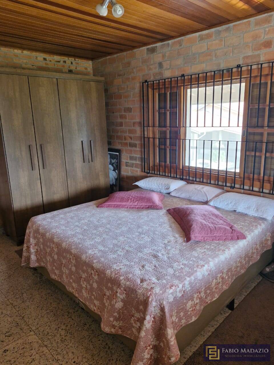 Fazenda à venda com 5 quartos, 1000m² - Foto 7