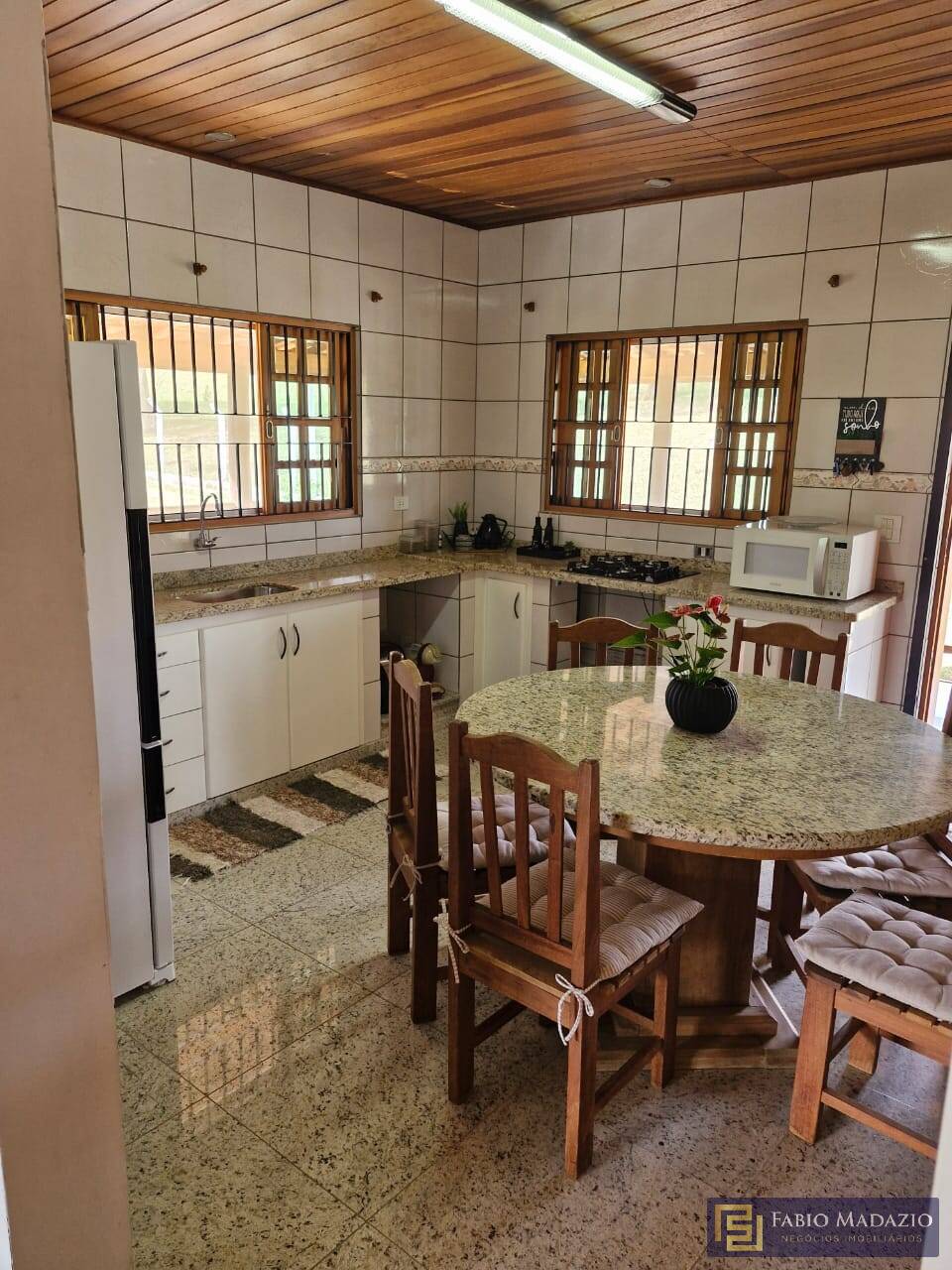 Fazenda à venda com 5 quartos, 1000m² - Foto 16