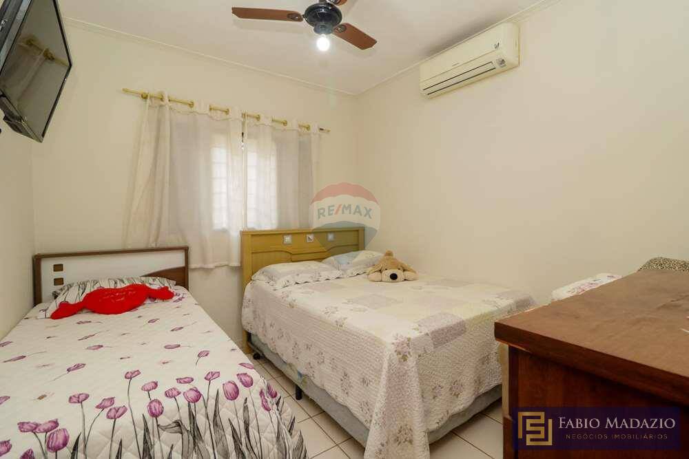 Casa à venda com 3 quartos, 350m² - Foto 17