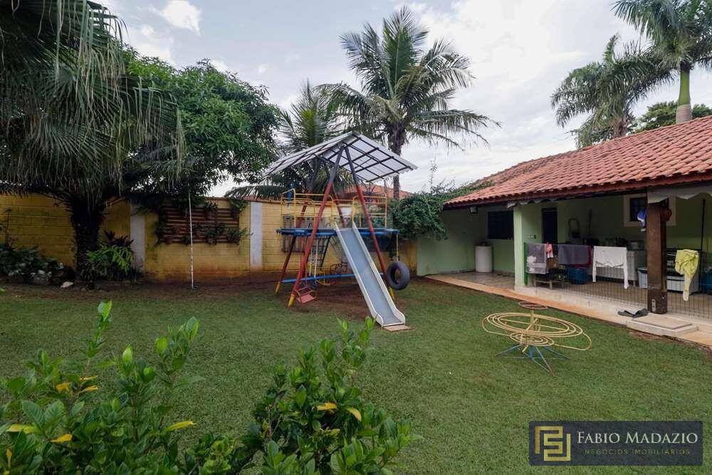 Casa à venda com 3 quartos, 350m² - Foto 3