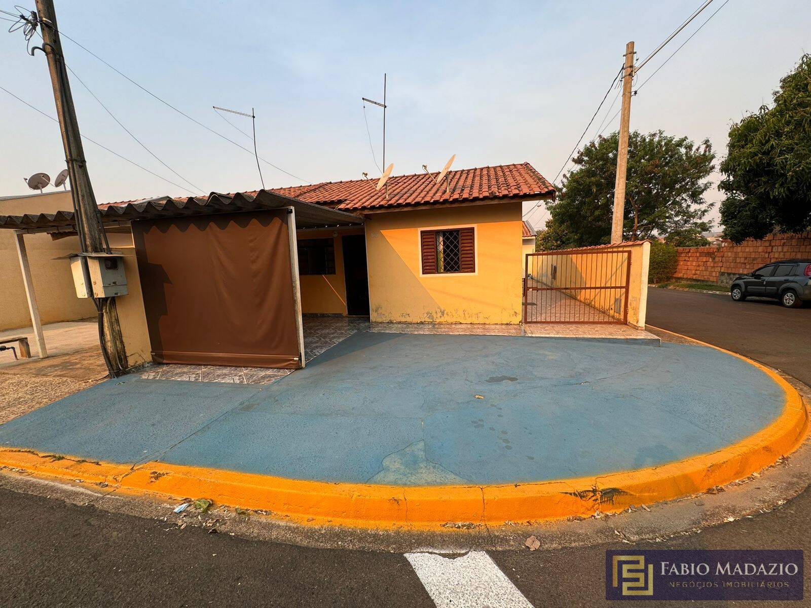 Casa de Condomínio à venda com 4 quartos, 49m² - Foto 2