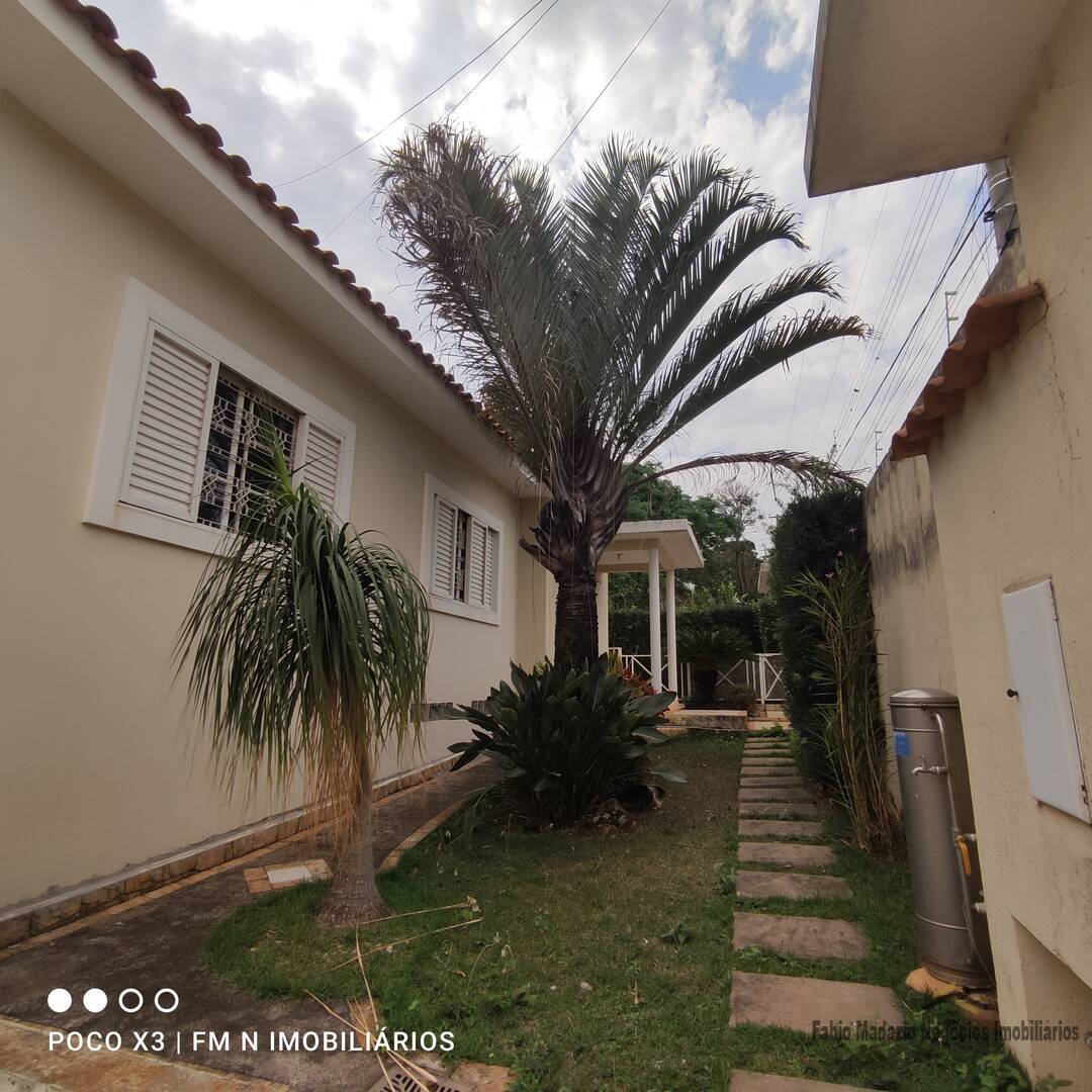 Casa à venda com 3 quartos, 250m² - Foto 39