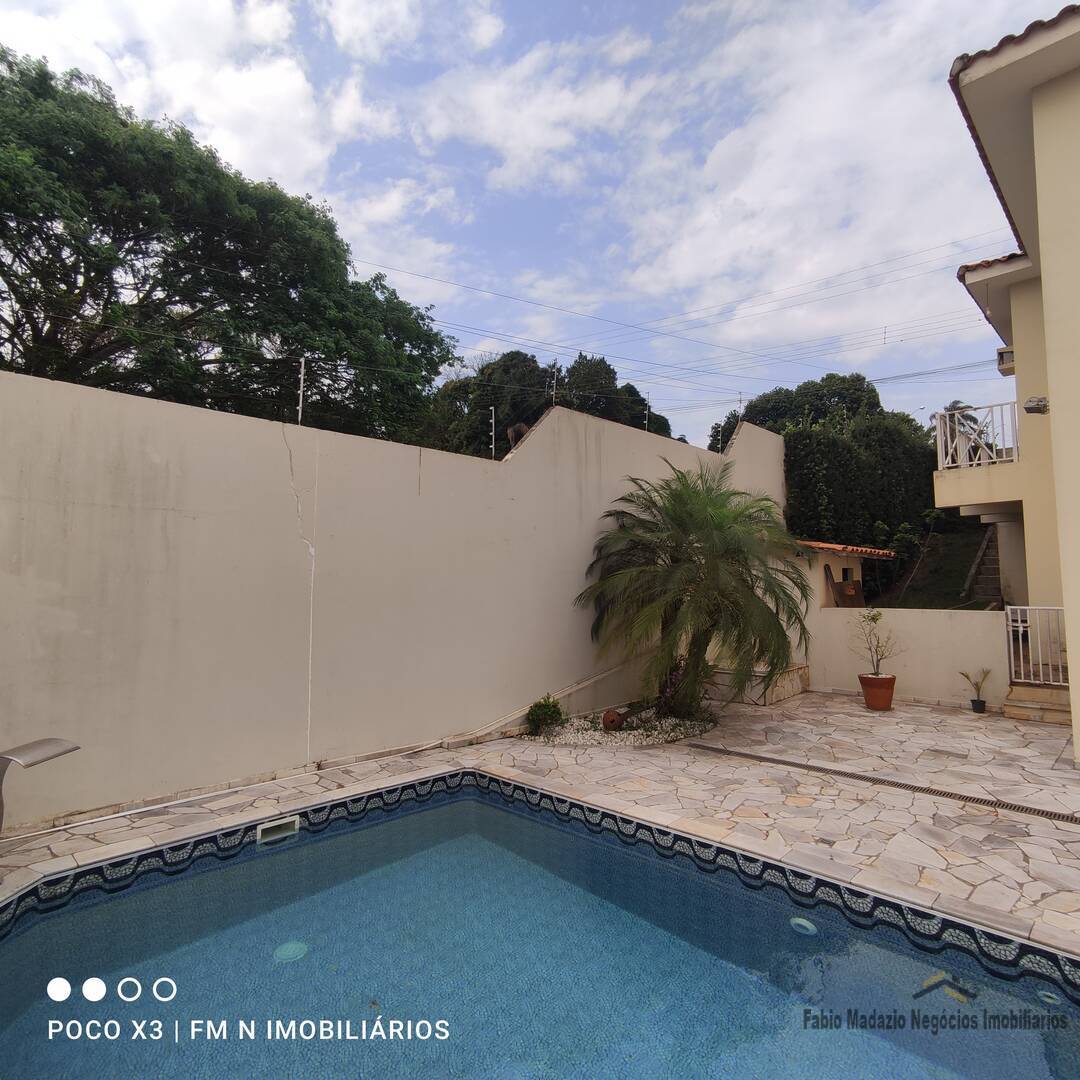 Casa à venda com 3 quartos, 250m² - Foto 47