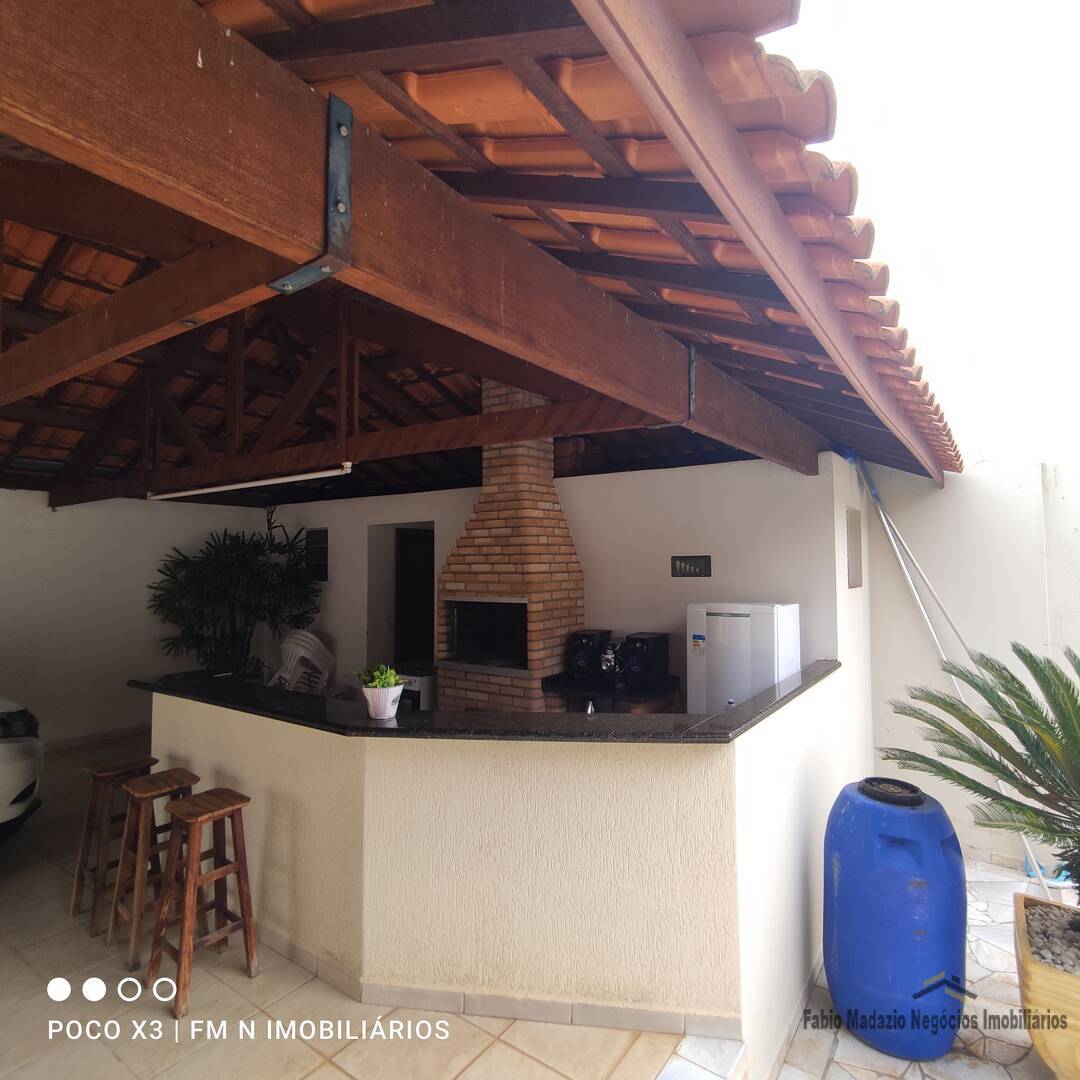 Casa à venda com 3 quartos, 250m² - Foto 56