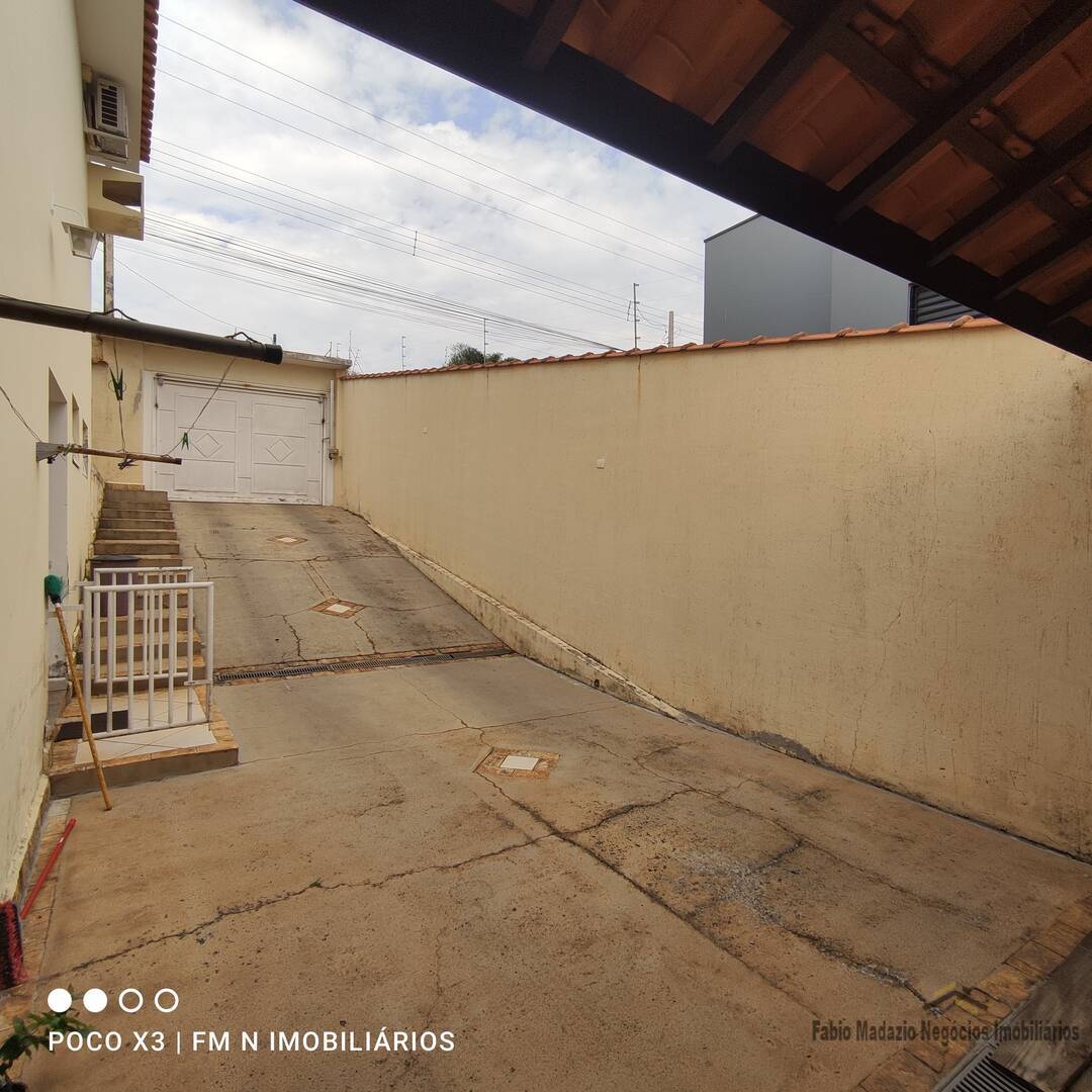 Casa à venda com 3 quartos, 250m² - Foto 57