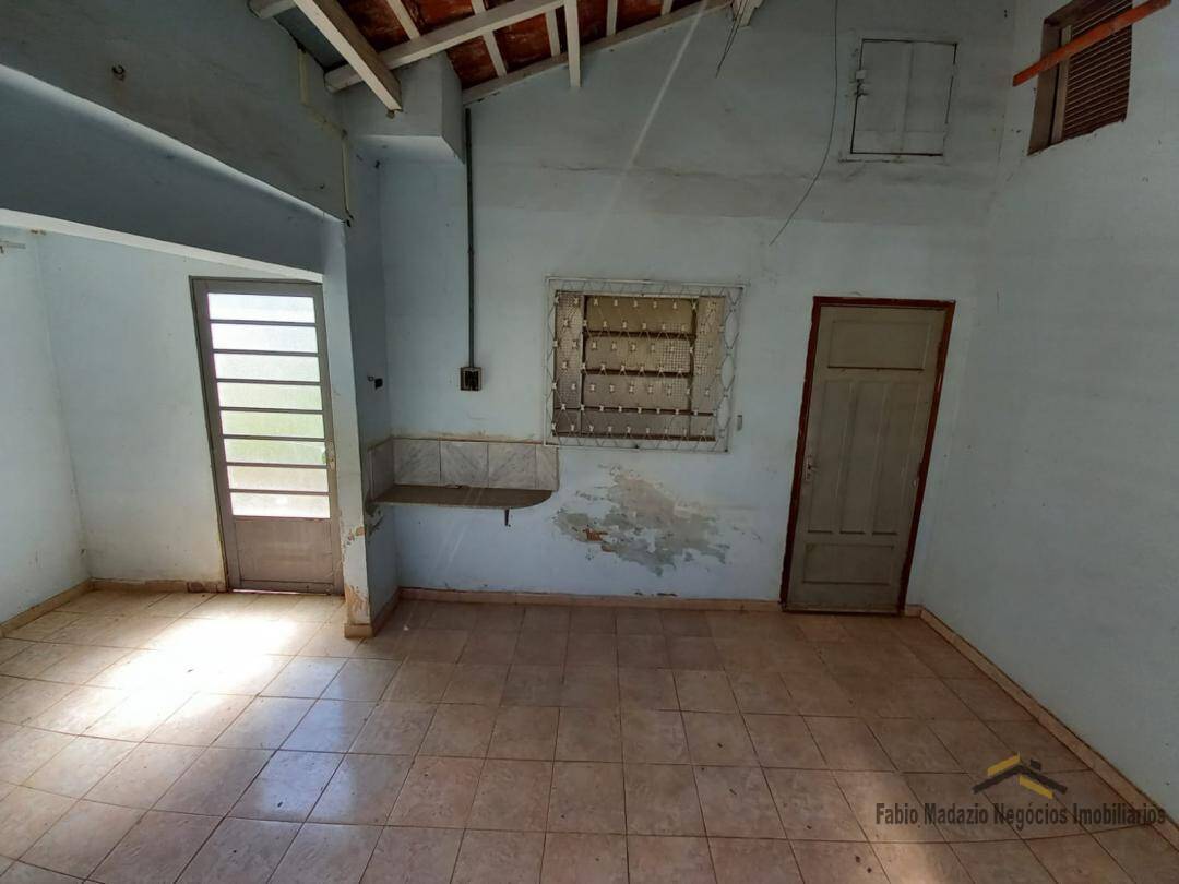 Casa à venda com 3 quartos, 200m² - Foto 6