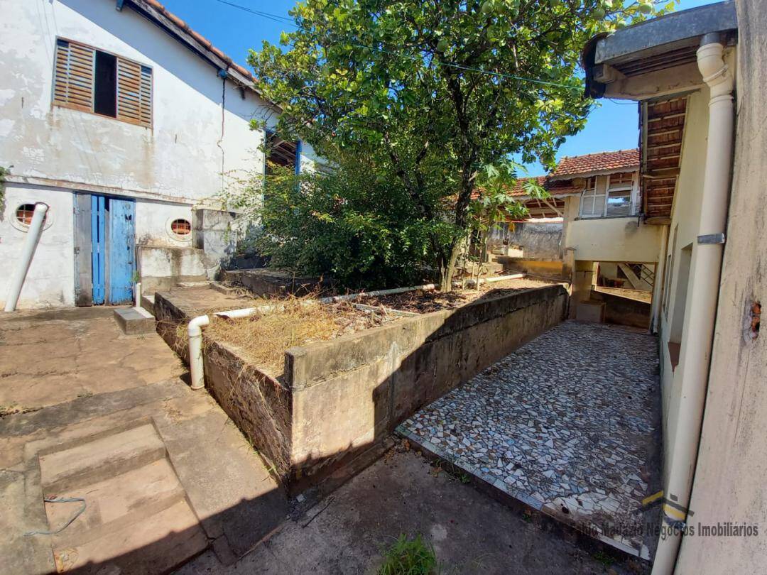 Casa à venda com 3 quartos, 200m² - Foto 3