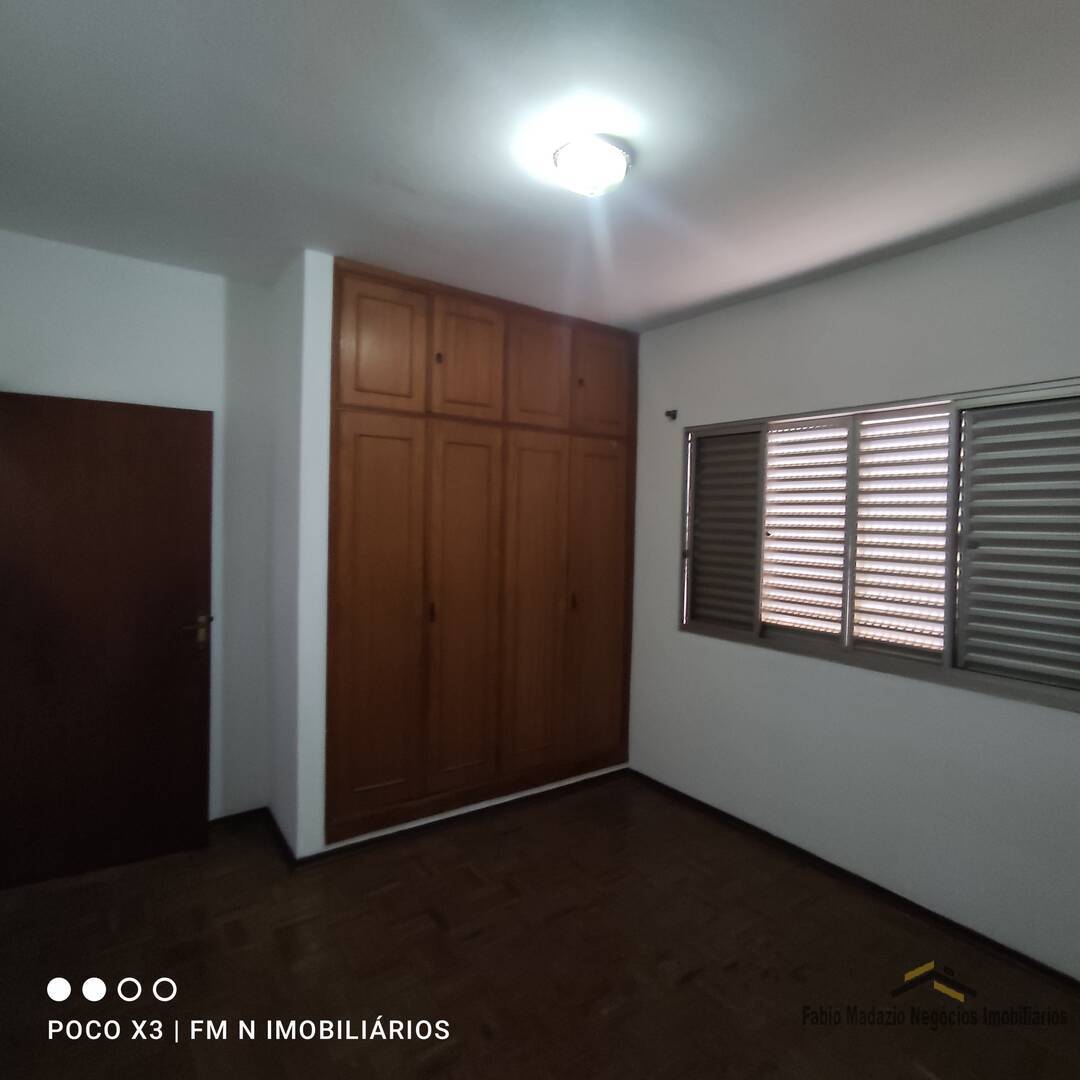 Casa à venda e aluguel com 3 quartos, 270m² - Foto 19