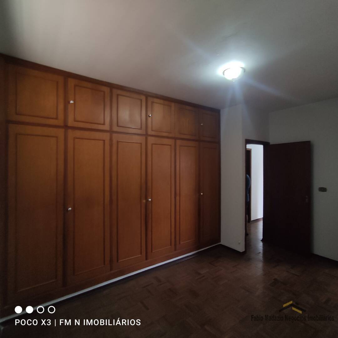 Casa à venda e aluguel com 3 quartos, 270m² - Foto 21