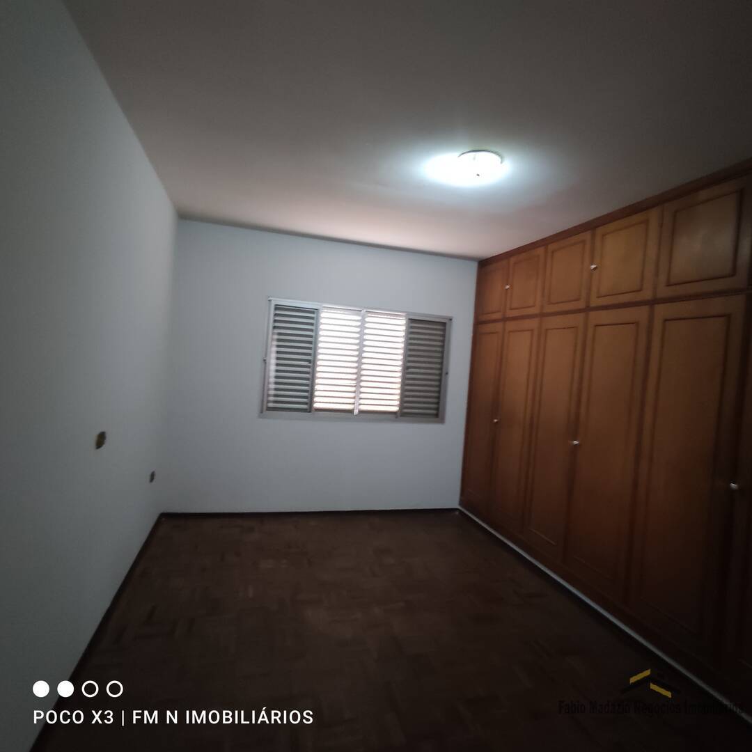 Casa à venda e aluguel com 3 quartos, 270m² - Foto 22