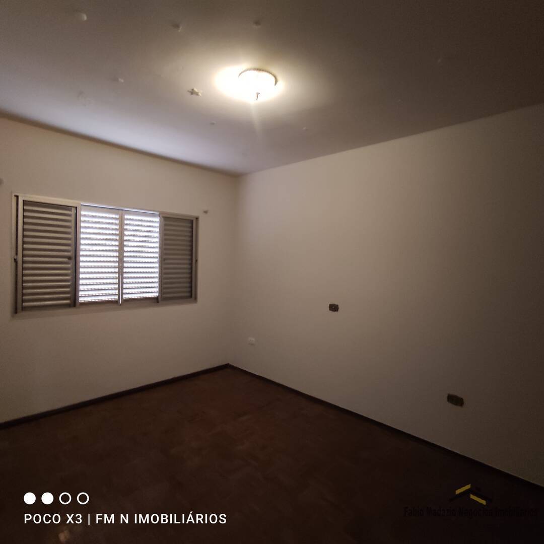 Casa à venda e aluguel com 3 quartos, 270m² - Foto 23