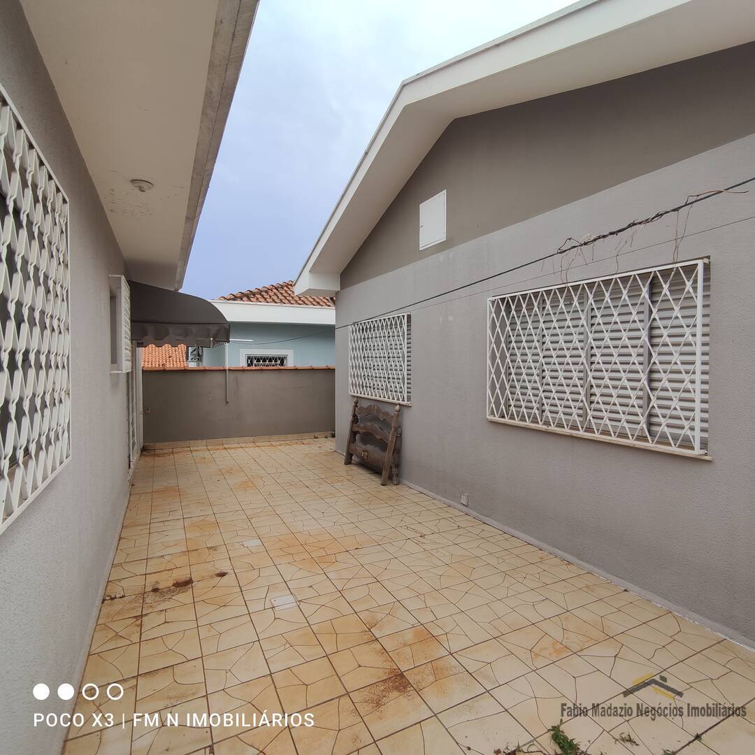 Casa à venda e aluguel com 3 quartos, 270m² - Foto 26