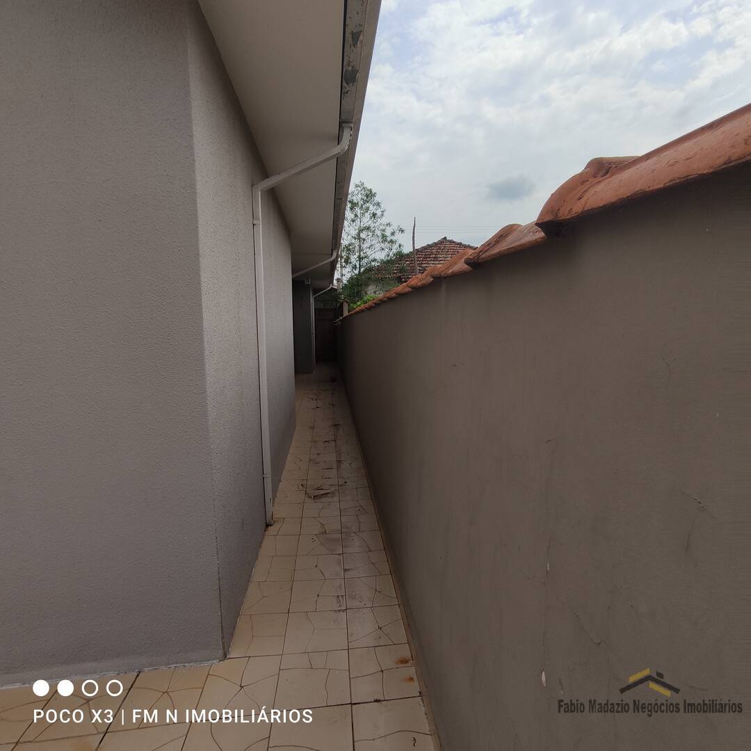 Casa à venda e aluguel com 3 quartos, 270m² - Foto 27