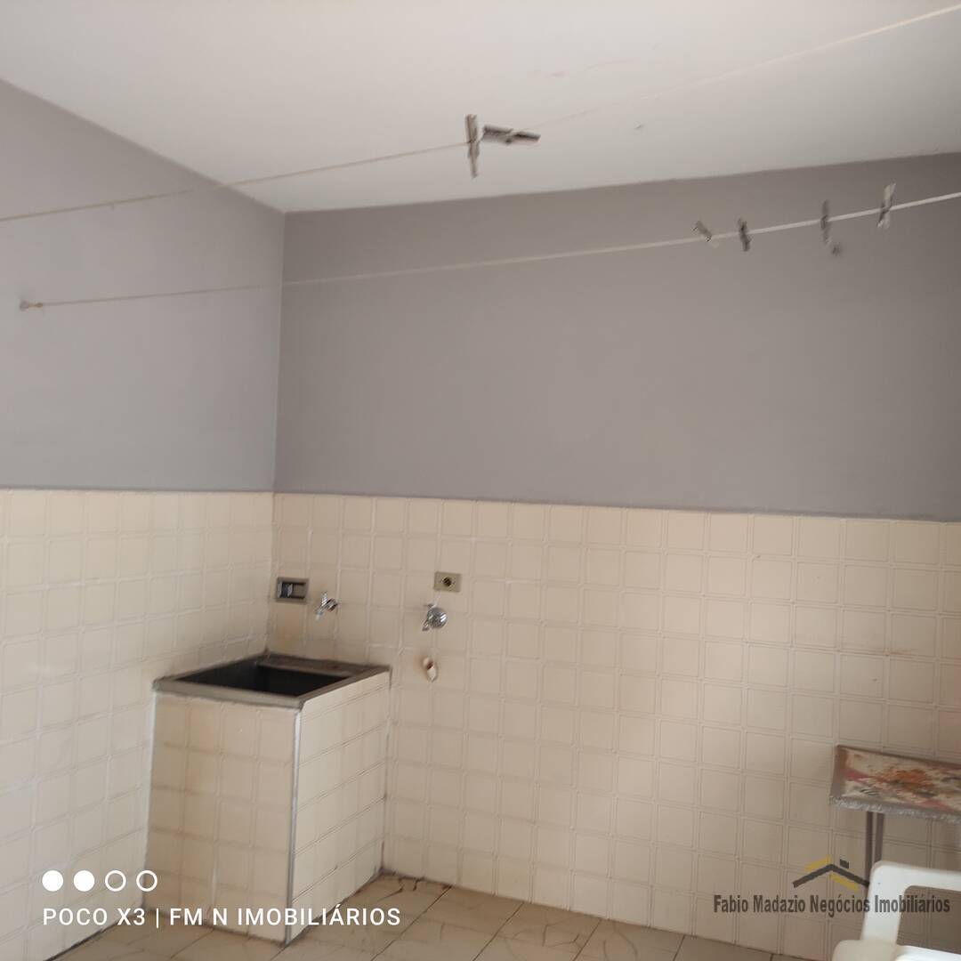 Casa à venda e aluguel com 3 quartos, 270m² - Foto 34